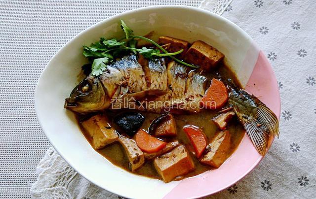 鲤鱼炖豆腐