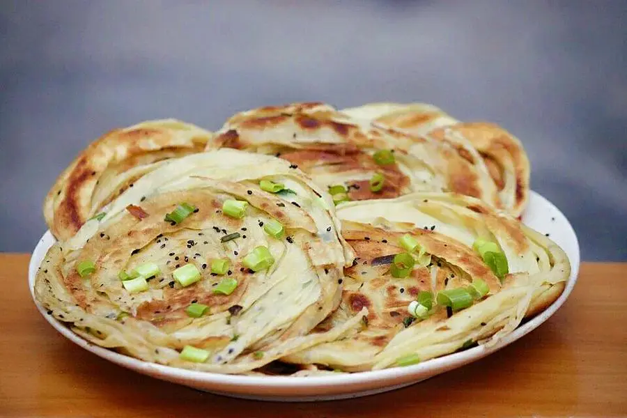 葱香鸡蛋千层饼