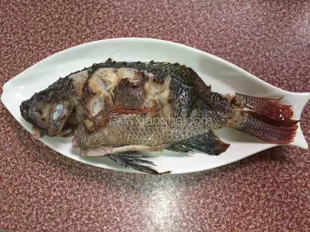 煎至两面金黄色即可