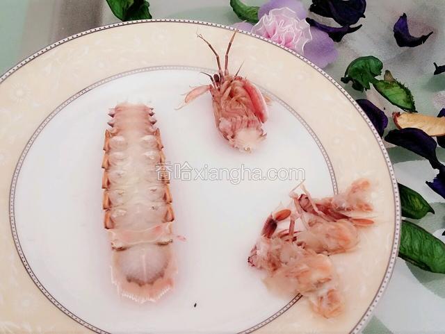 把小爪爪全部掐掉。