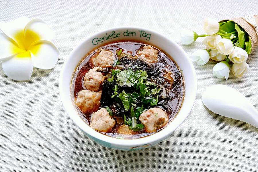 瘦肉丸