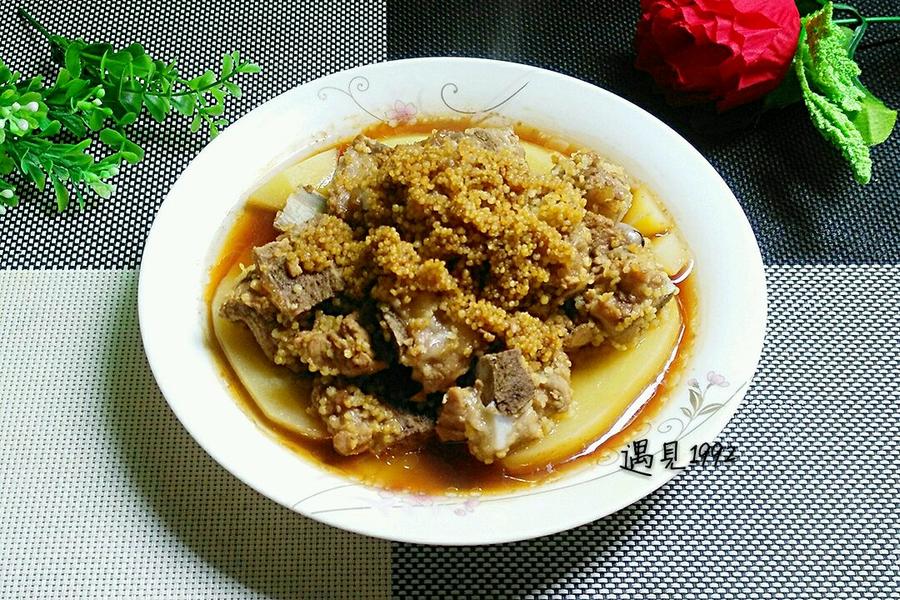 土豆蒸排骨