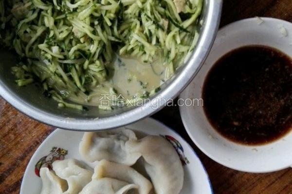 白菜韭菜肉饺子