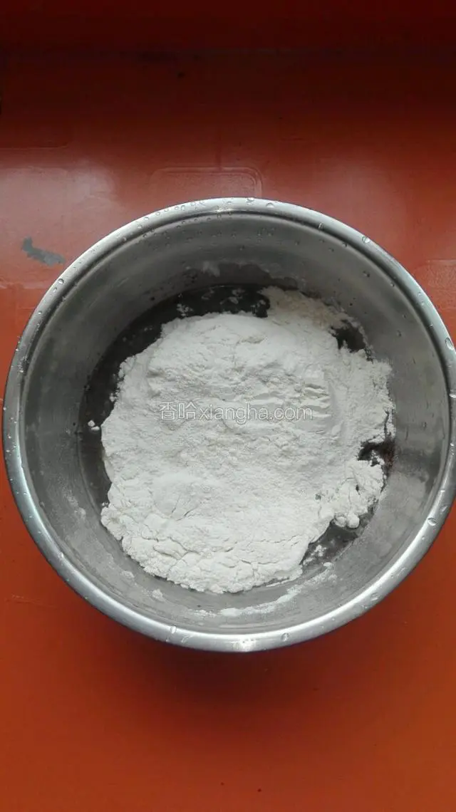 放入干面粉