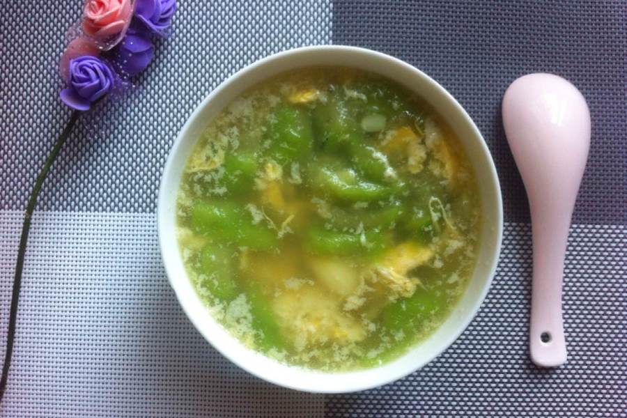 丝瓜蛋汤