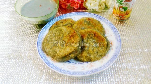 再来几个绿豆韭菜馅儿的，不好意思包的时候忘拍了。