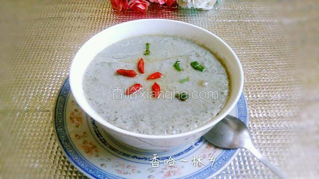 豆浆人少喝不完可以放冰箱下一餐就蒸鸡蛋吃吧。或者是做鸡蛋豆腐烧肉也很美味哦。