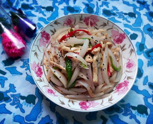 洋葱炒鸡肉条