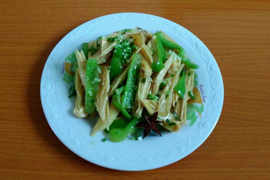 青椒炒腐竹