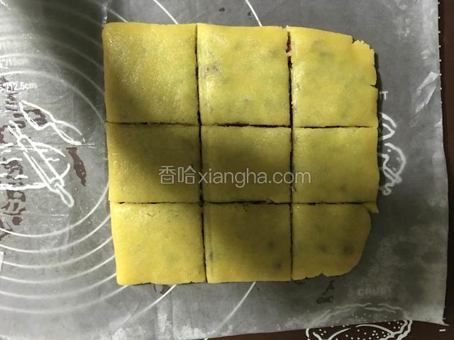 切成5X5CM的小方片；