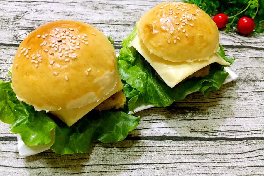 香酥鸡排芝士汉堡包