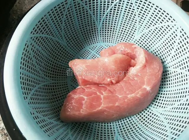 瘦肉洗净