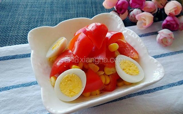 彩椒玉米鸡蛋沙拉