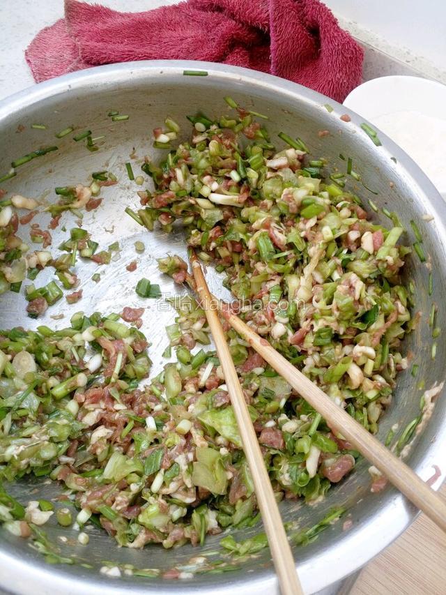 自己调的饺子馅（喜欢什么口味自己搭配调料）