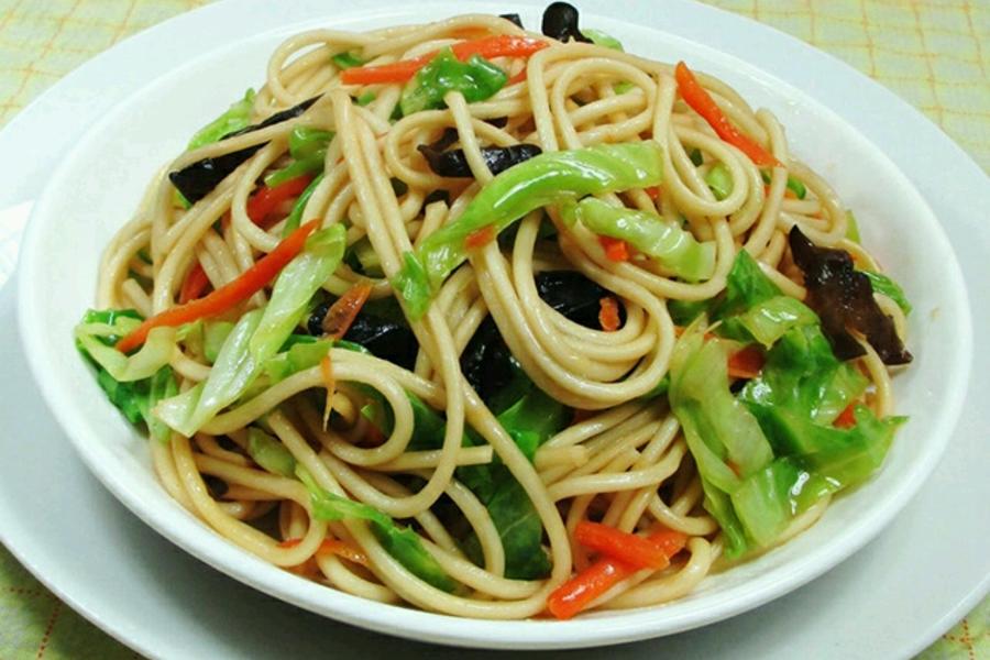 酱油素炒面