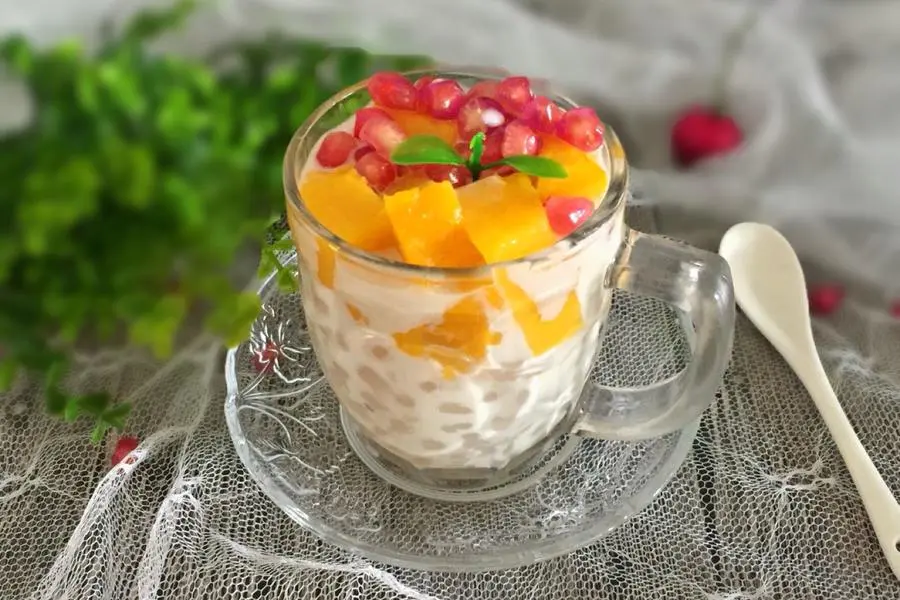 椰汁芒果西米露