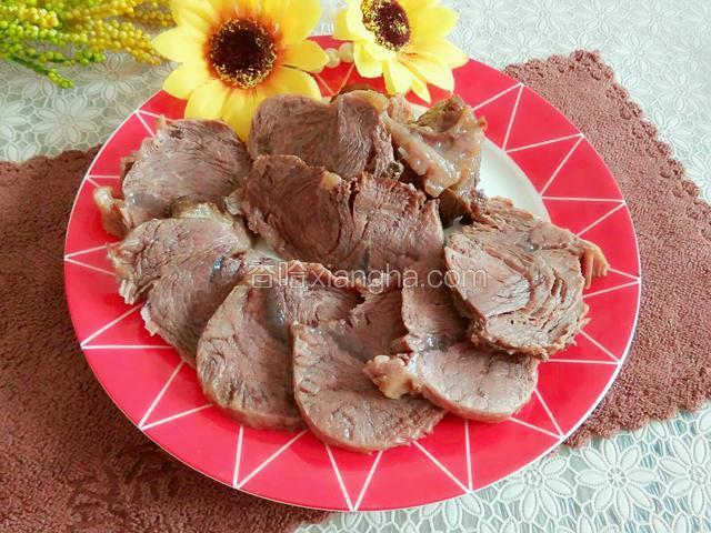 五香的酱牛肉就做好了