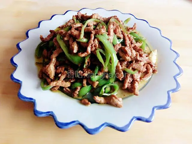 尖椒炒肉丝