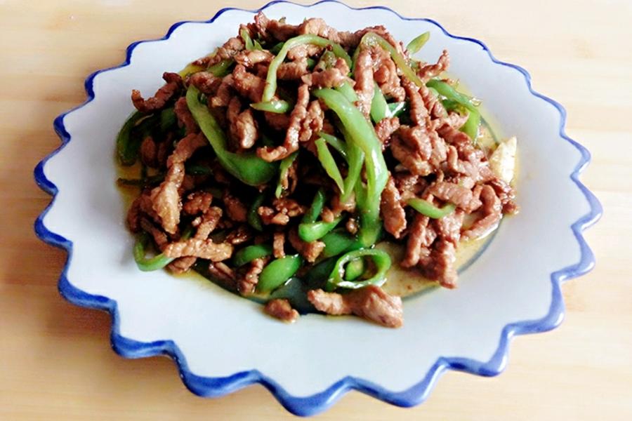 尖椒炒肉丝