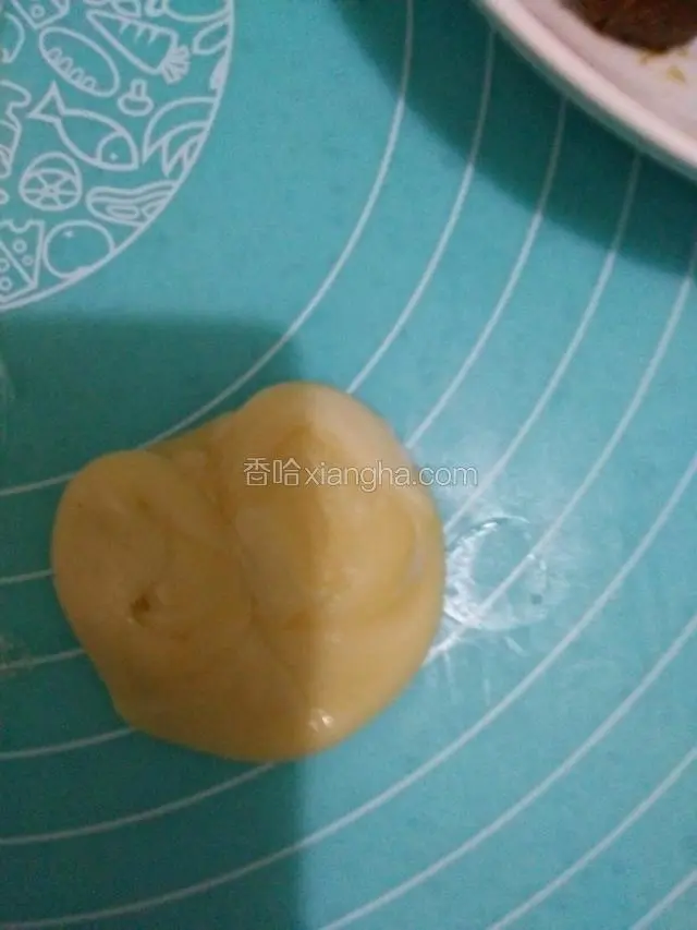 两边朝中间翻过来