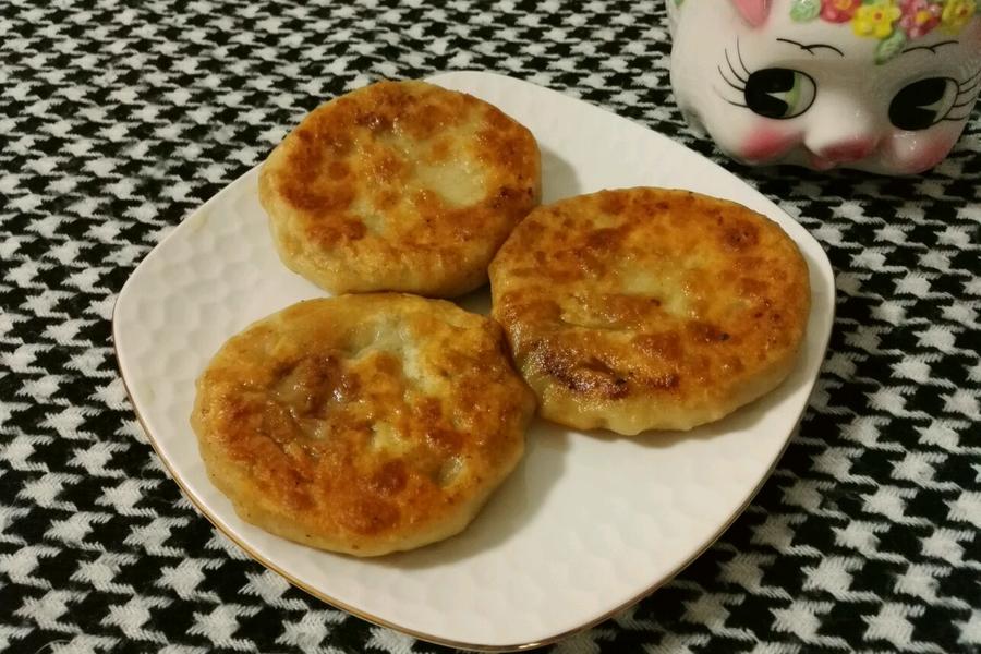 猪肉卷心菜馅饼