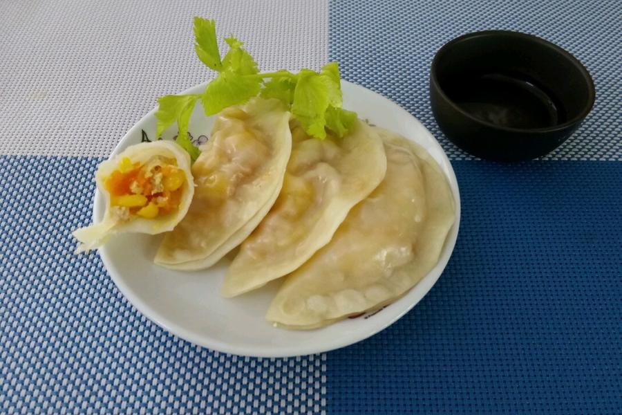 胡萝卜玉米饺子