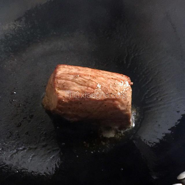 热锅热油大火每面煎几十秒