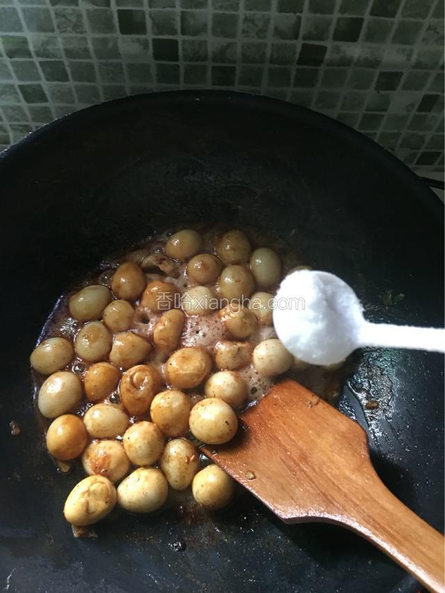 加入适量的盐