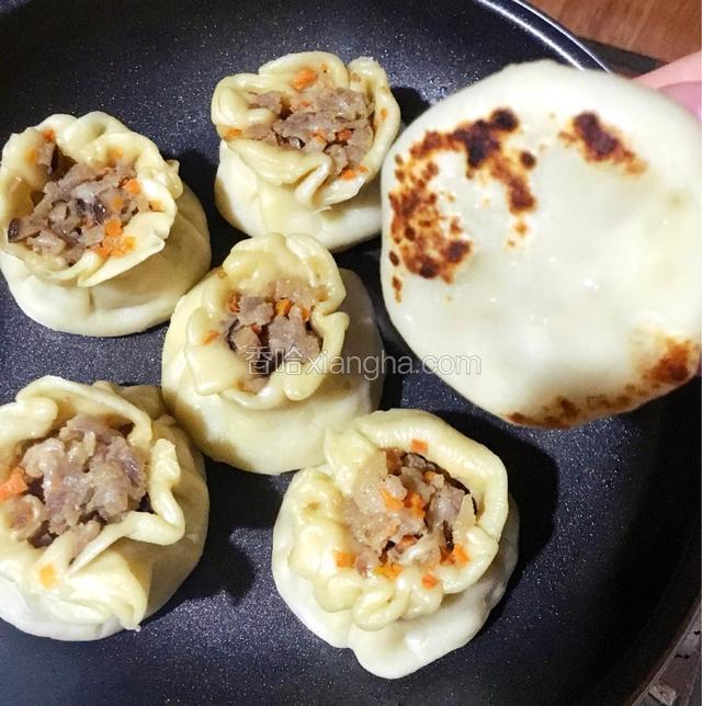 煎至底面微焦