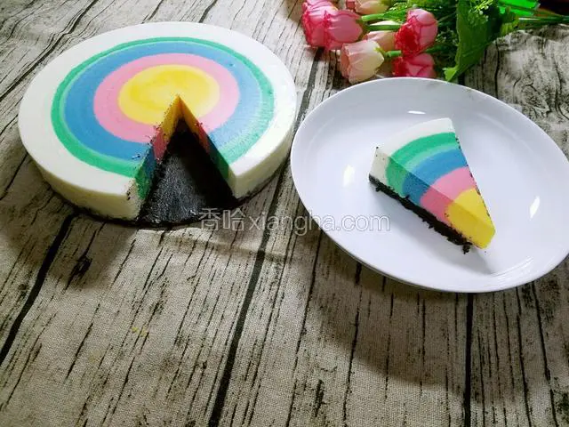 彩虹慕斯蛋糕