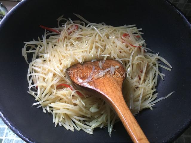 翻炒均匀即可