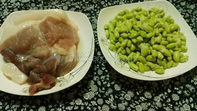 肉和毛豆籽