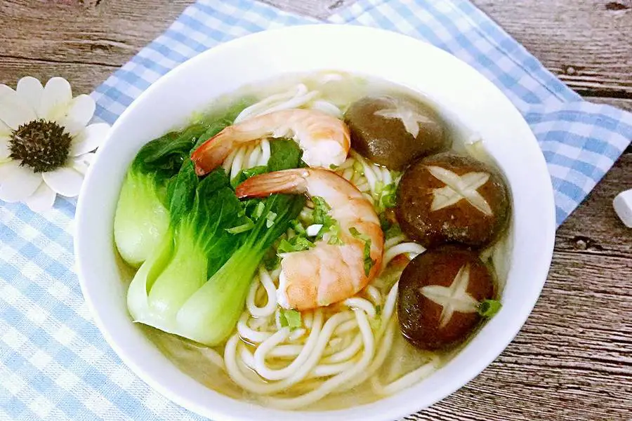 香菇虾仁面
