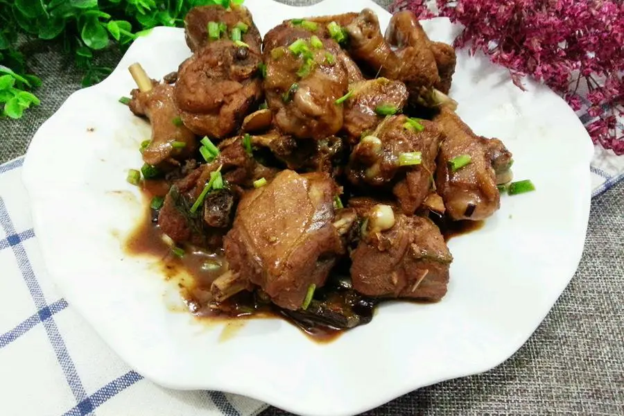 葱烧鸭腿