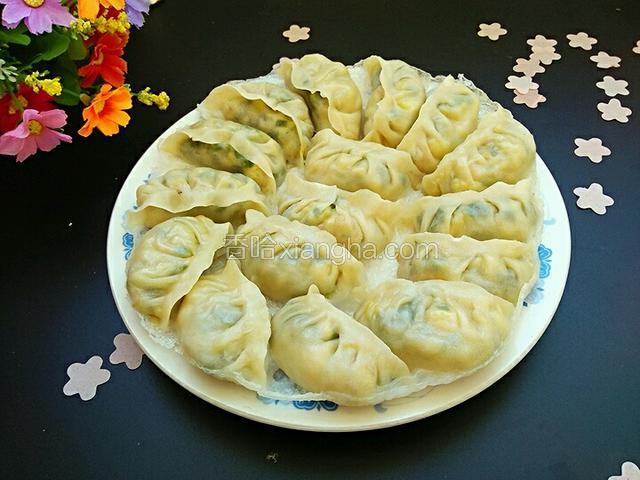 皮薄馅大的煎饺，味道很不错呢！