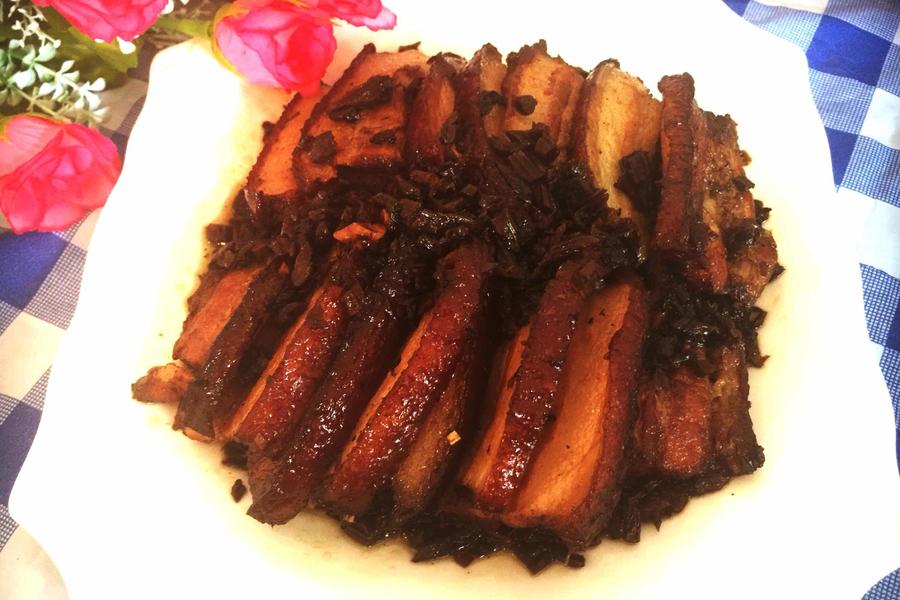 梅菜蒸扣肉