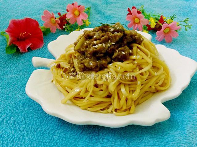 牛肉拌面