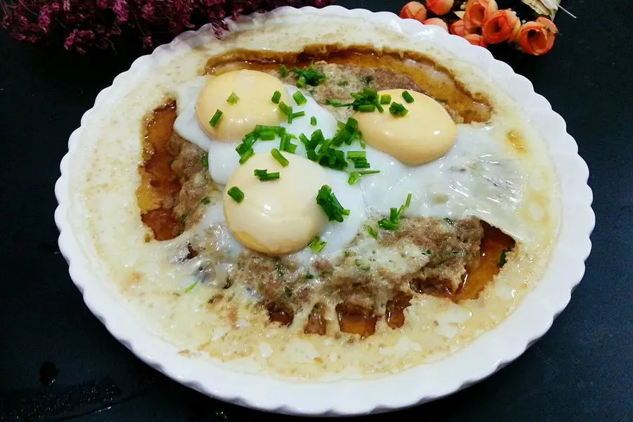蛋蒸肉