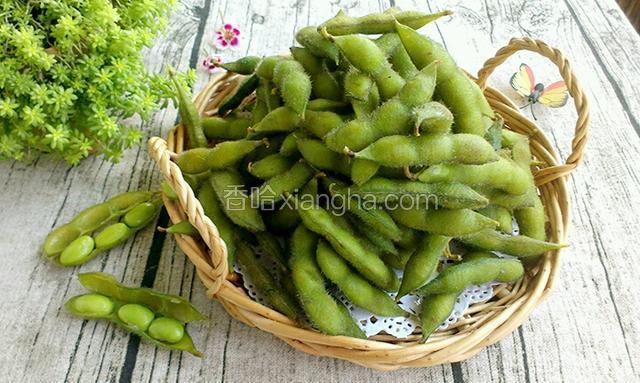 煮毛豆