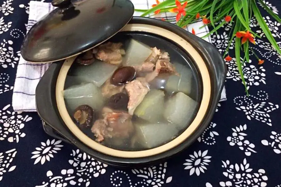 冬瓜大骨头汤