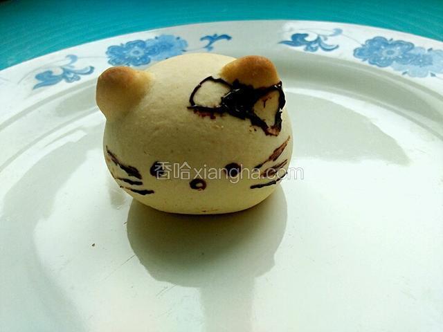 用竹签画出图案来。