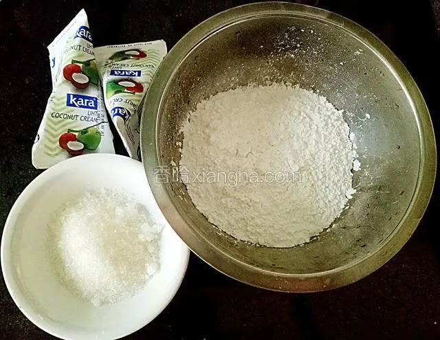 备好食材，称重。