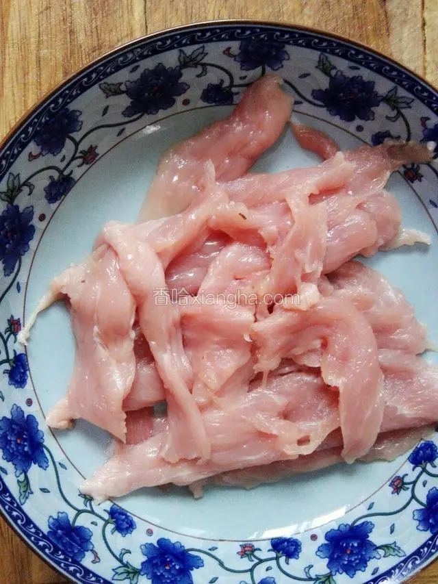 里脊肉切薄片