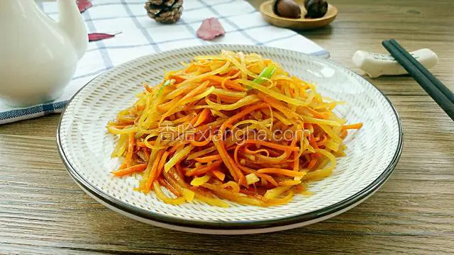 红萝卜土豆丝