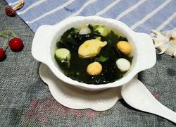 螺旋藻肉丸汤