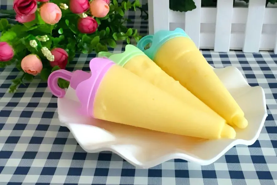 酸奶芒果冰棒