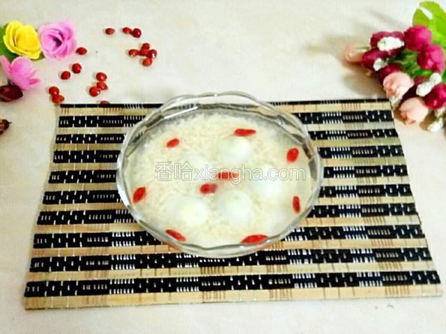黄芪茯苓酒酿