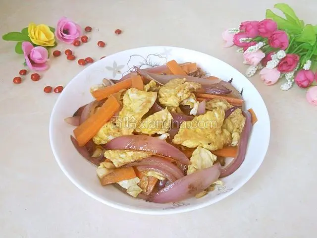 洋葱胡萝卜炒鸡蛋