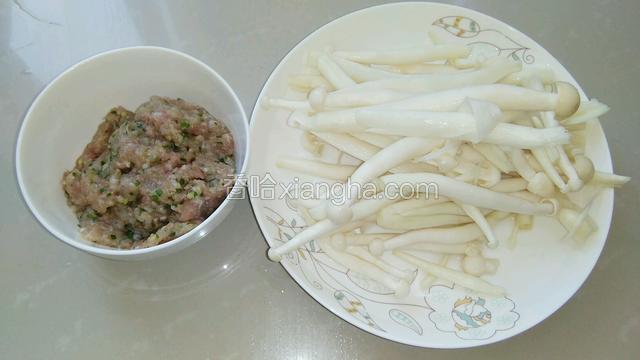 准备食材，肉码味