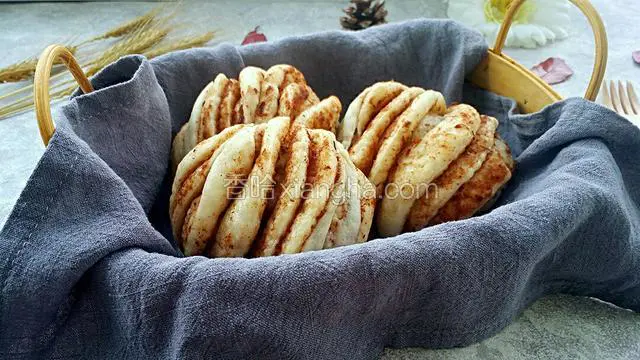 豆沙花卷